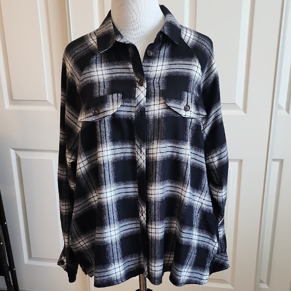 Black and White Plaid Flannel Shirt